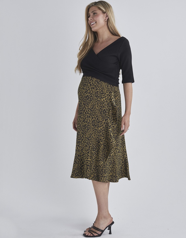Angel Maternity - Christie Maternity Wrap Midi Skirt in Khaki Leopard Print