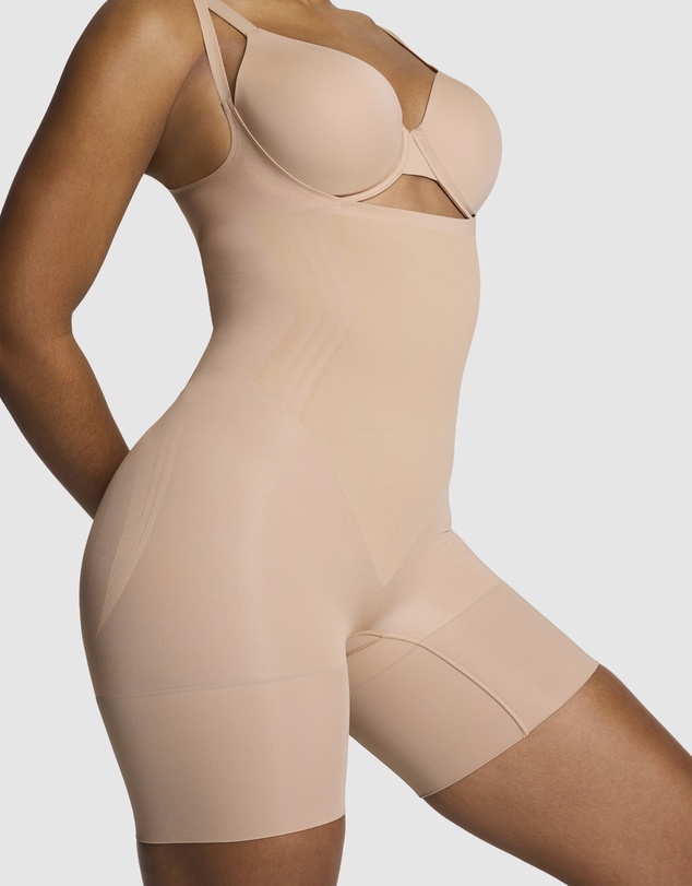 Spanx - Spanxsculpt Gofigure-Open Bust Mid Thigh Bodysuit