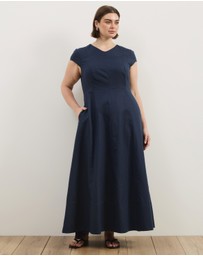 Atmos&Here Curvy - Lorry Keyhole Linen Blend Maxi Dress