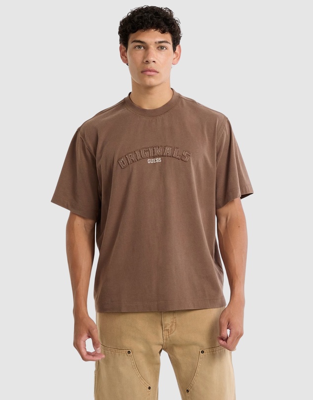GUESS Originals - GUESS Originals Eco Applique Boxy T-Shirt