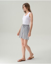 IDA+S - Mae White Tank Top