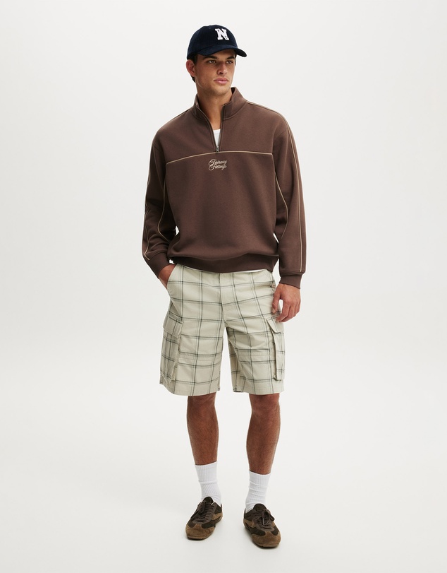 Cotton On - 1/4 Zip Graphic Fleece