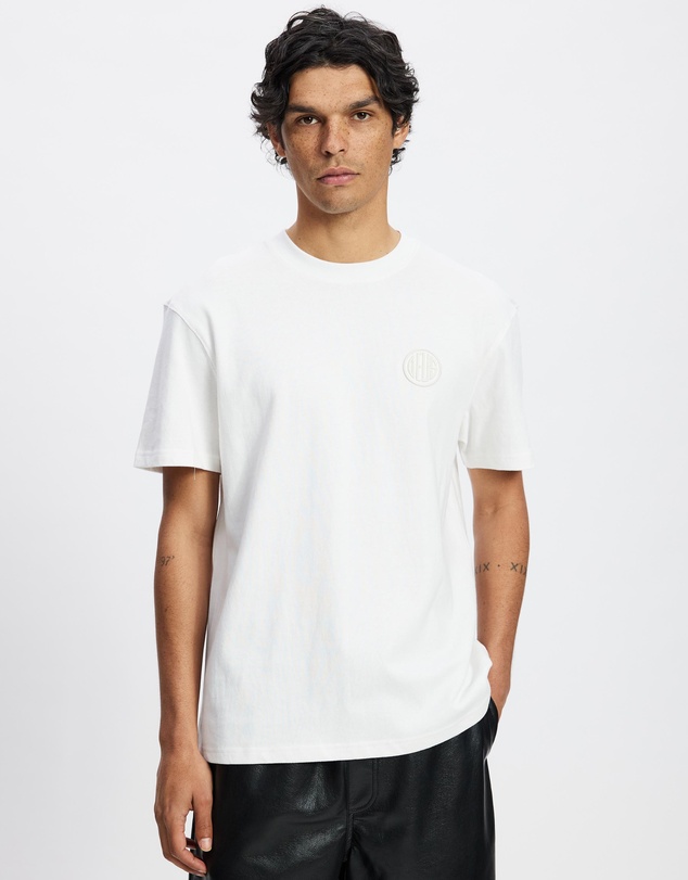 Deus Ex Machina - Pill Logo Tee