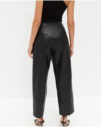 Style Addict - Faux Leather Pants