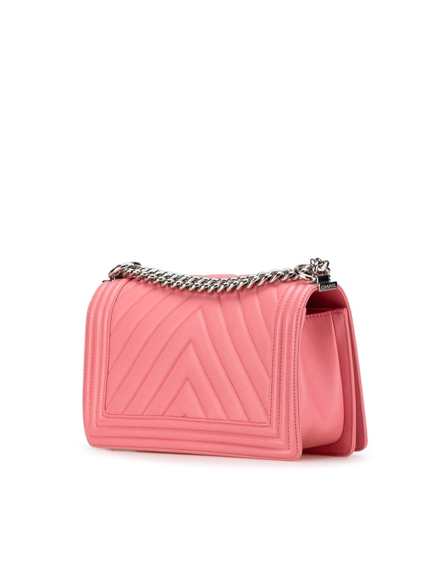 Pre-Loved by Azura Reborn - Pre-Loved chanel Boy Chanel Chevron Quilted Lambskin