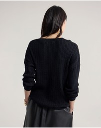 Oxford - Drew Cable V-Neck Knit