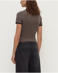 Assembly Label - Kourt Contrast Bind Tee