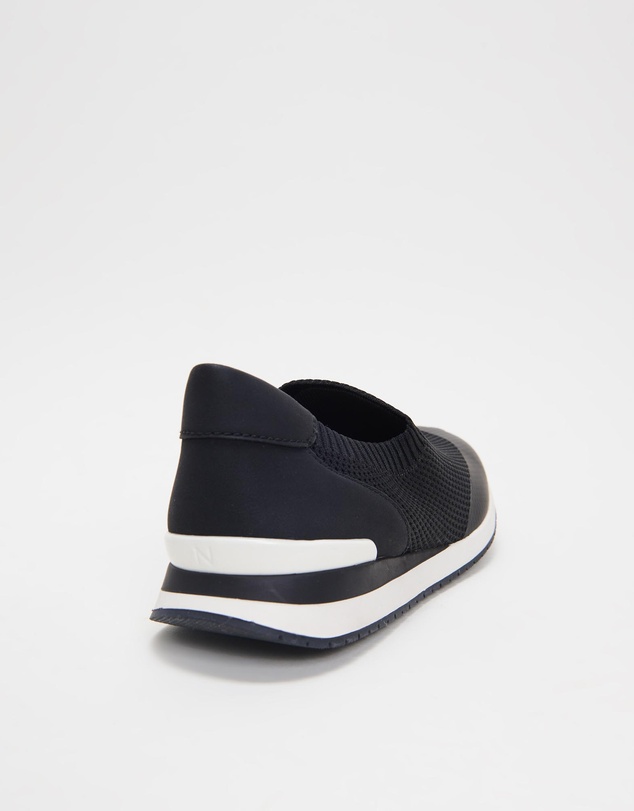 Naturalizer - Lafayette Slip-On Sneaker - Black