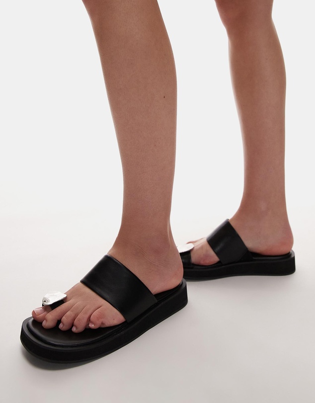 TOPSHOP - Jules Molten Toe Piece Sandals