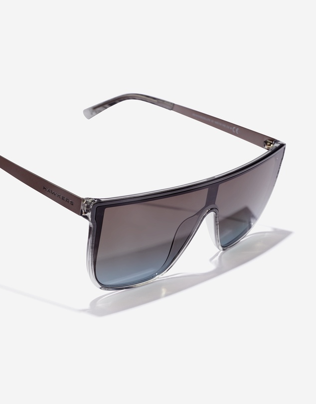 Hawkers Co - HAWKERS Sunglasses for Men and Women - Protection UV400 WEED Model - Mask Sunglasses