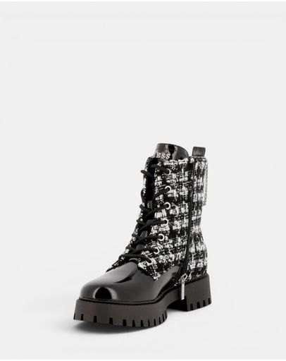 BLACK 002