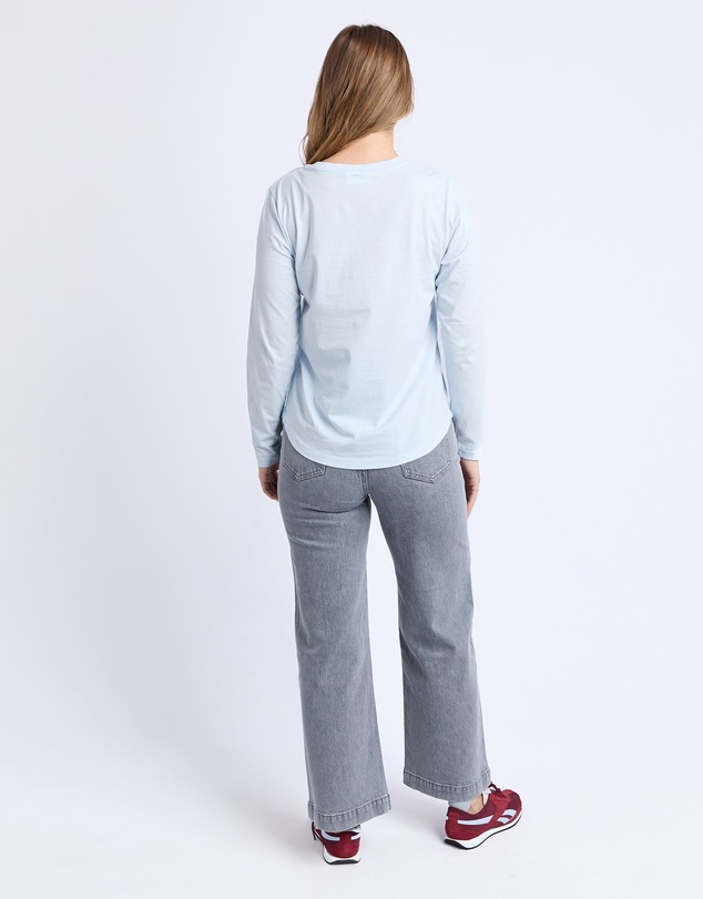 Foxwood - Signature Long Sleeve Tee Ice Blue