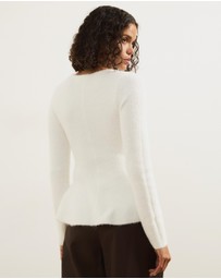 Atmos&Here - Ivy Boat Neck LS Peplum Knit Top