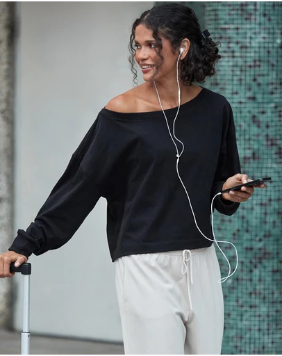 Lorna Jane - Cloud Soft Relaxed Fit Long Sleeve Top