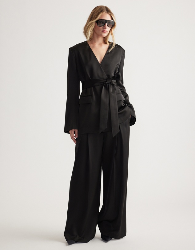 Decjuba - Sidney Satin Blazer