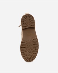 Ozwear Connection Uggs - Ugg Lyric Ankle Zip Boots