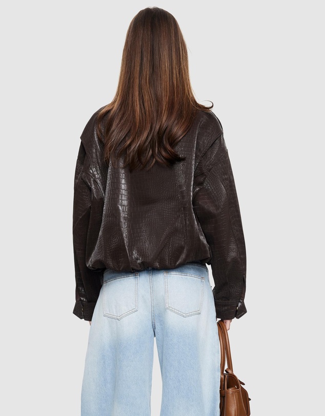 Lioness - Kenny Bomber