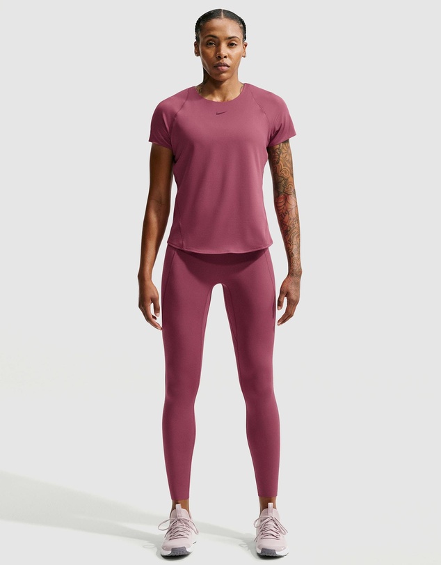 Nike - Universa Dri-FIT SS Top