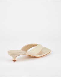 Sol Sana - Sir Heel