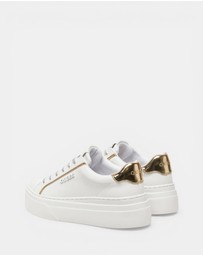 GUESS - Ameria Sneakers