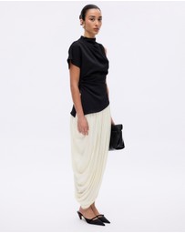 Minima Esenciales - Zeva Crepe Draped Top