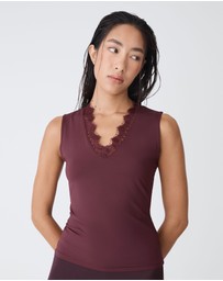Forcast - Greer Lace Trim Cami