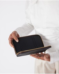 SABEN - Lisbon Leather Travel Wallet