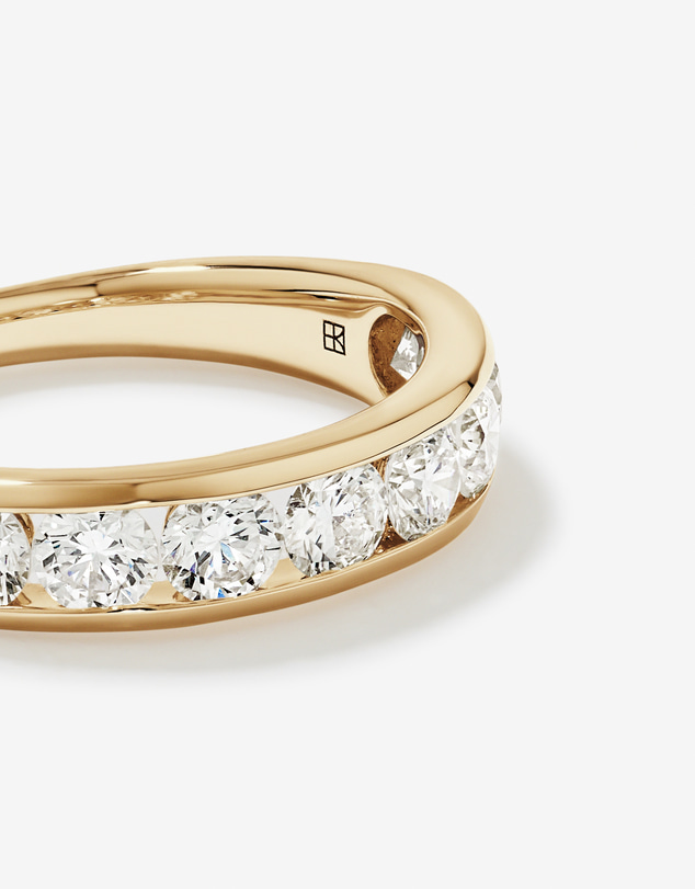 Michael Hill - 1.50 Carat TW Round Brilliant Laboratory-Grown Diamond Channel Set Wedding Ring in 10kt Yellow Gold