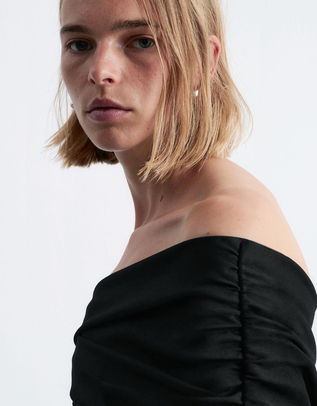 & Other Stories - Off-Shoulder Top