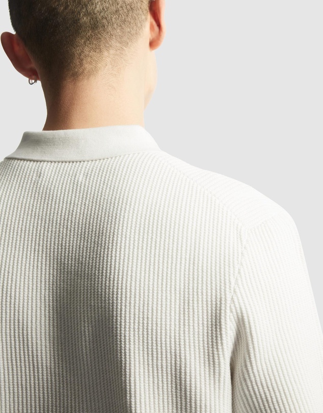 COS - TEXTURED KNITTED POLO SHIRT
