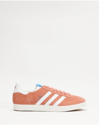 Wonder Clay, Footwear White & Core White