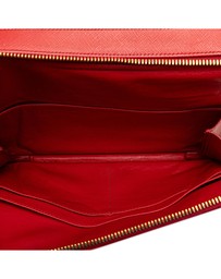 Pre-Loved by Azura Reborn - Pre-Loved prada Saffiano Leather Crossbody Bag with Adjustable Strap and Zip Closure