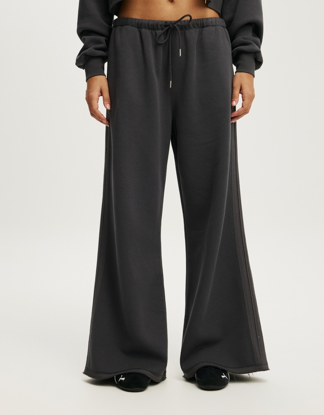 Cotton On Body Active - Active Raw Edge Wide Leg Sweatpants