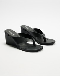 Dazie - Erin Thong Wedge Heels