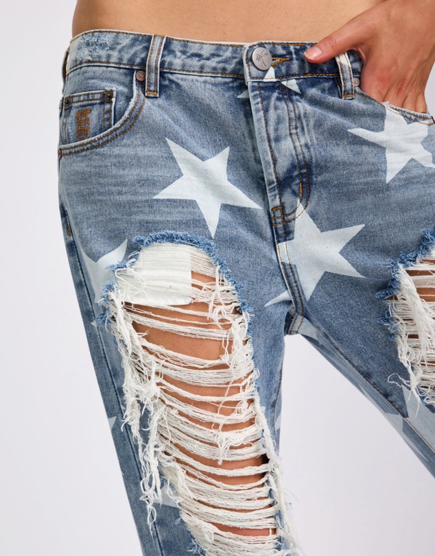 ONE TEASPOON - Saints Low Waist Boyfriend Denim Jeans - Starwash Blue