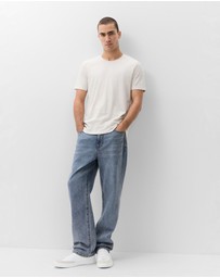 UNISON - Classic Crew Neck T Shirt