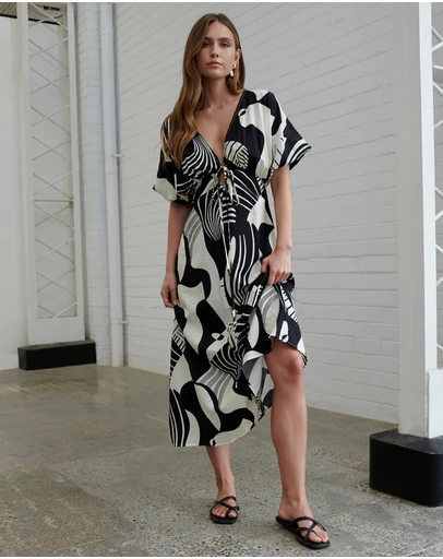 ST MRLO - Blossom Midi Dress