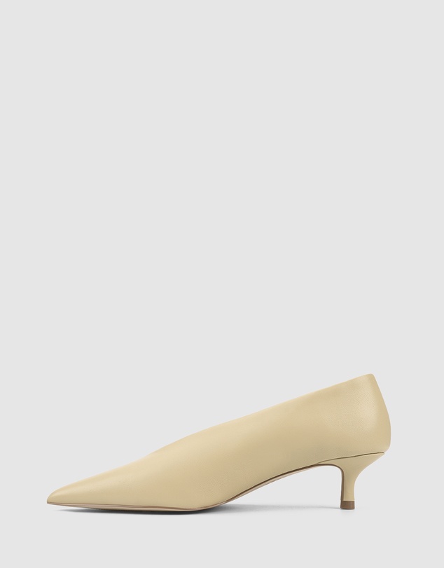 Siren - Flynn Point Toe Pumps