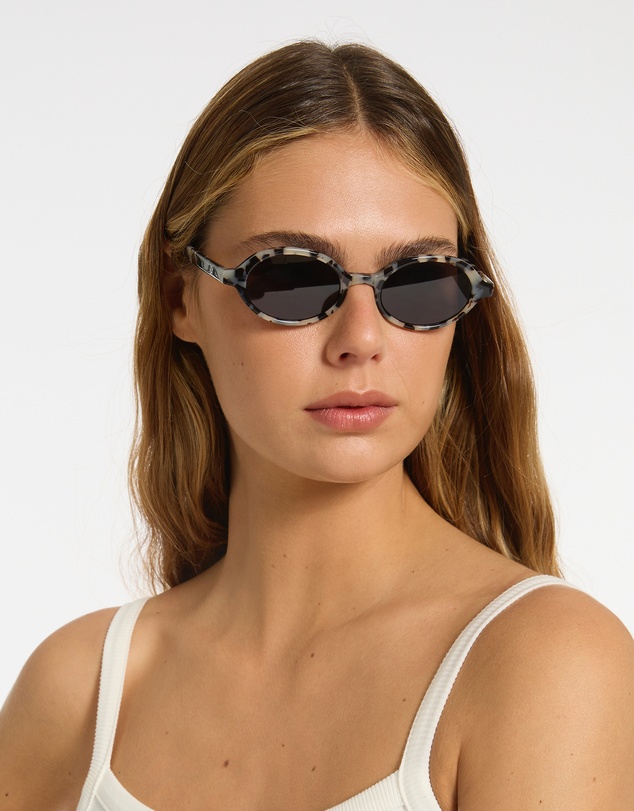 Status Anxiety - Wonder Sunglasses