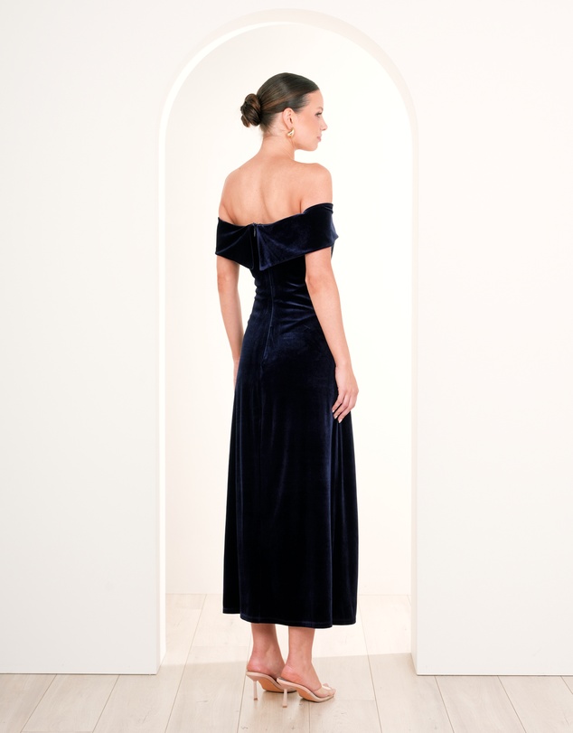 Pilgrim - Bri Off Shoulder Velvet Gown