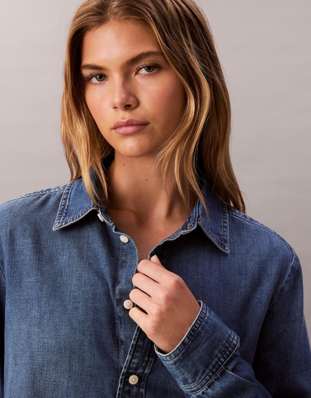 Calvin Klein Jeans - Denim Cropped Button-Down Shirt