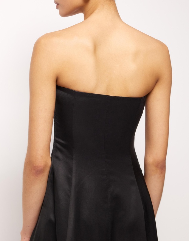 AERE - Aspyn Strapless Midi Dress