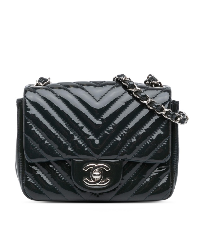 Pre-Loved by Azura Reborn - Pre-Loved chanel Mini Chevron Patent Leather Crossbody