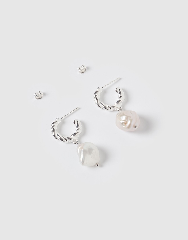Izoa - Darling Earrings