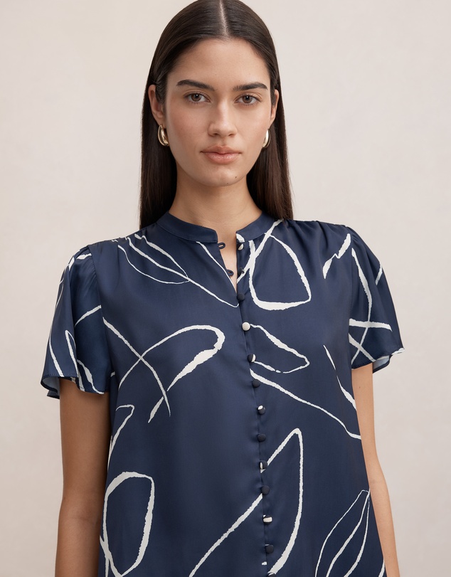 Forever New - Brodie Flutter Sleeves Blouse