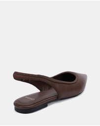 Novo - Cassey Flats
