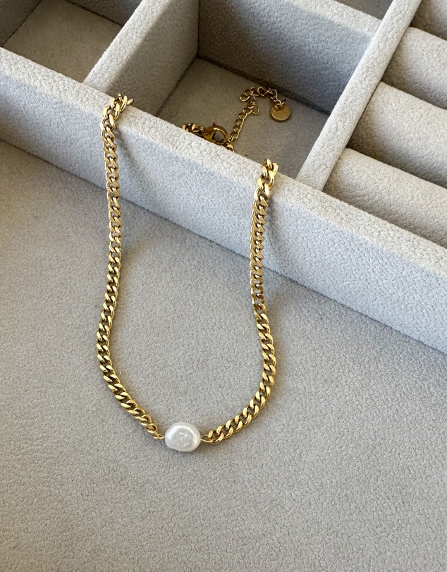Pastiche - Eliah Pearl Necklace-Gold plated stainless steel