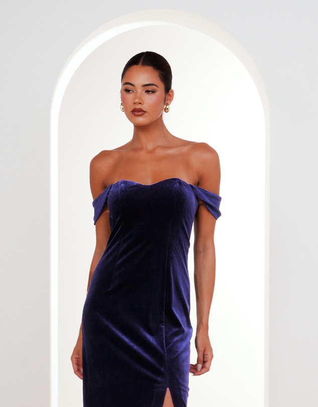Pilgrim - Olive Off Shoulder Velvet Gown
