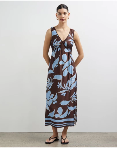 Minima Esenciales - Rhodes V-Neck Midi Dress
