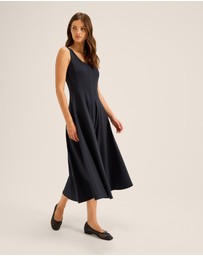Review - Elodie Midi Dress